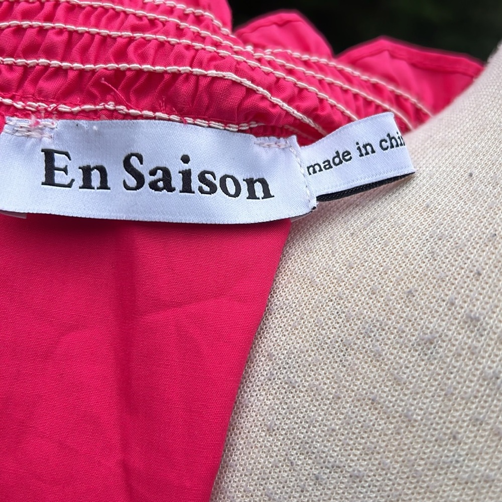 En Saison XS hot pink  emphasized  sleeves smocking dress. - Picture 5 of 9